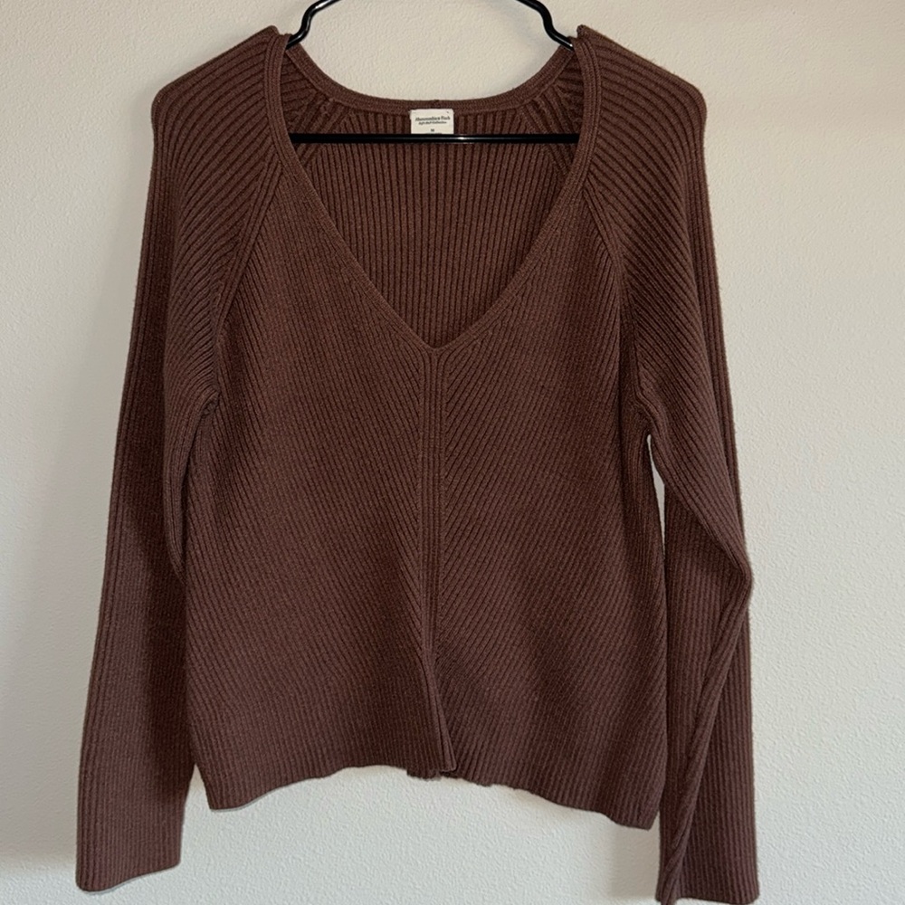 Size M Abercrombie and Fitch so soft collection sweater